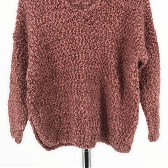 Altar’d State Mauve Eyelash Fuzzy Sweater Long Sleeve Soft V-Neck size S/M - Picture 7 of 15